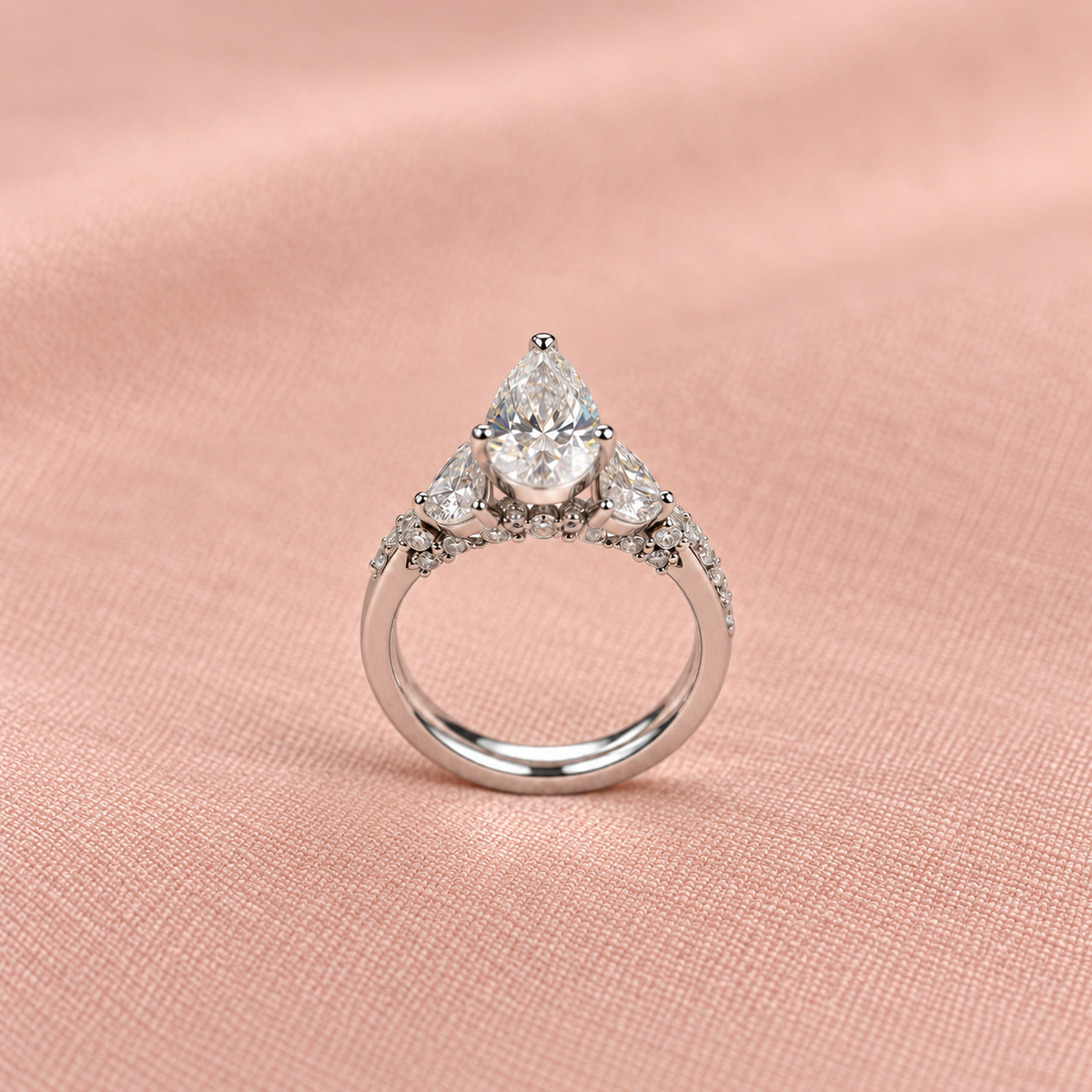 Zaina Selene pear lab grown diamond ring design, detail view 4