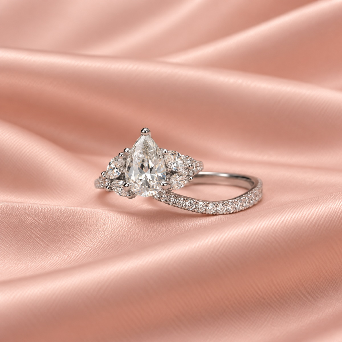 Zaina Selene pear lab grown diamond ring design, detail view 5