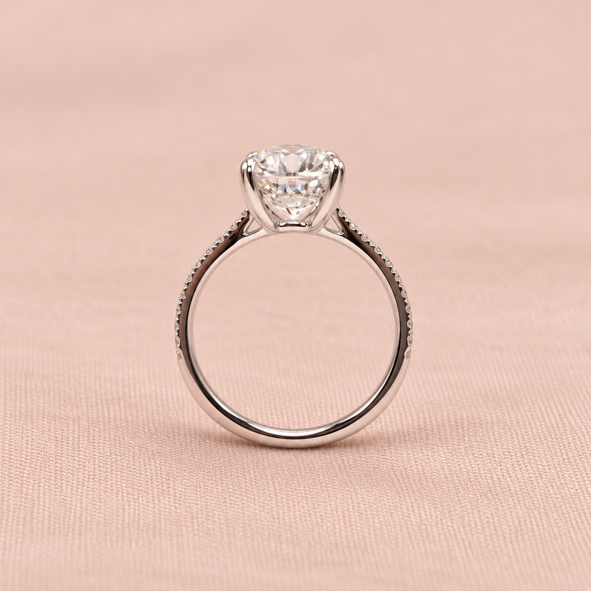 Zaina Vera lab grown diamond ring in 14k Rose Gold, detail view 2