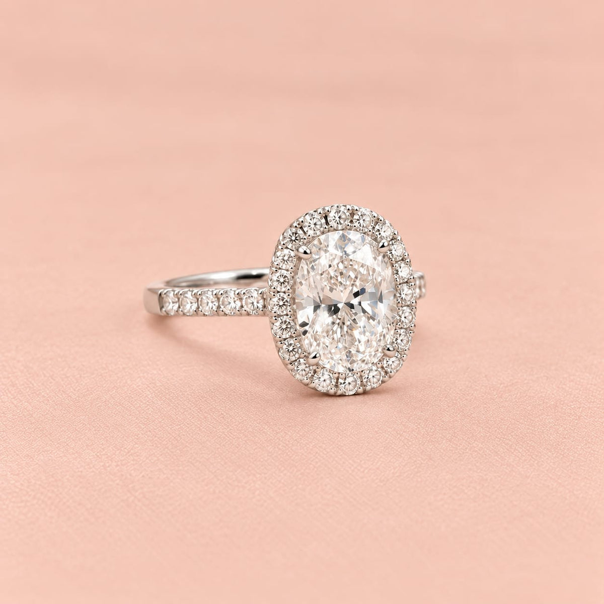 Zaina Aura elongated cushion lab grown diamond ring design, detail view 2