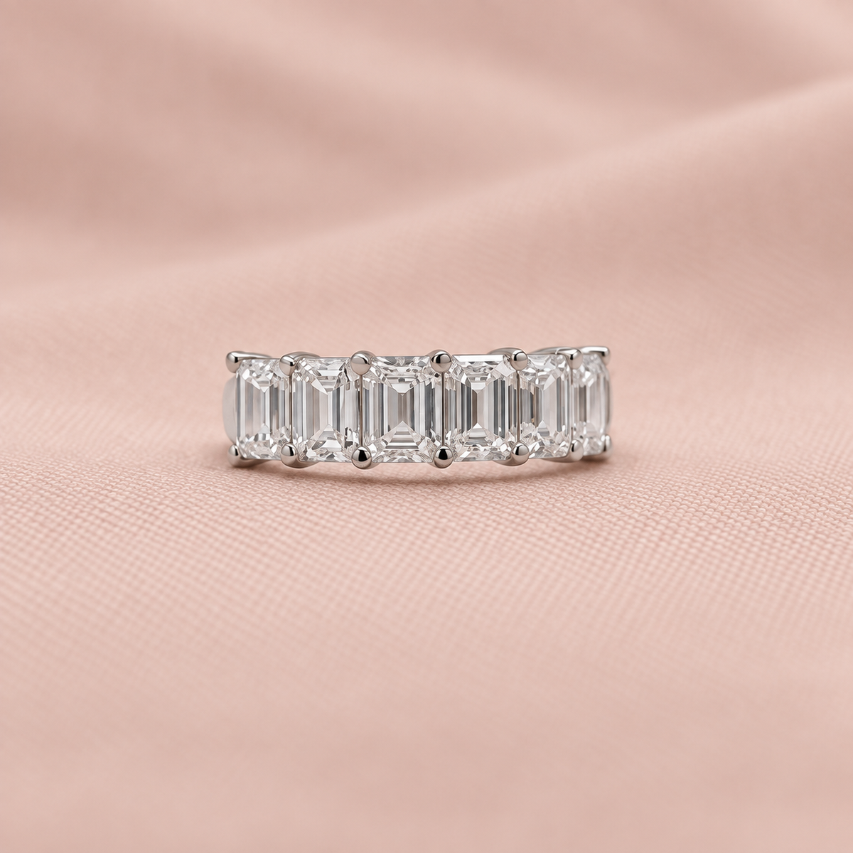Zaina Cadence lab grown diamond ring in 14k Rose Gold, detail view 2