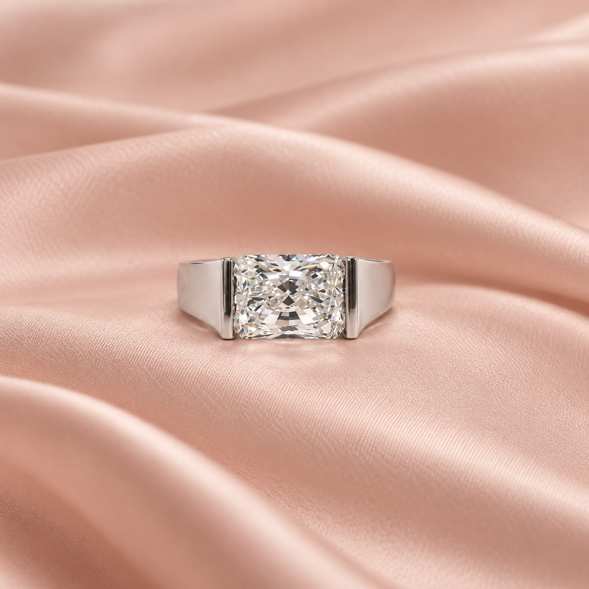 Zaina Saga lab grown diamond ring in 14k Rose Gold, detail view 5
