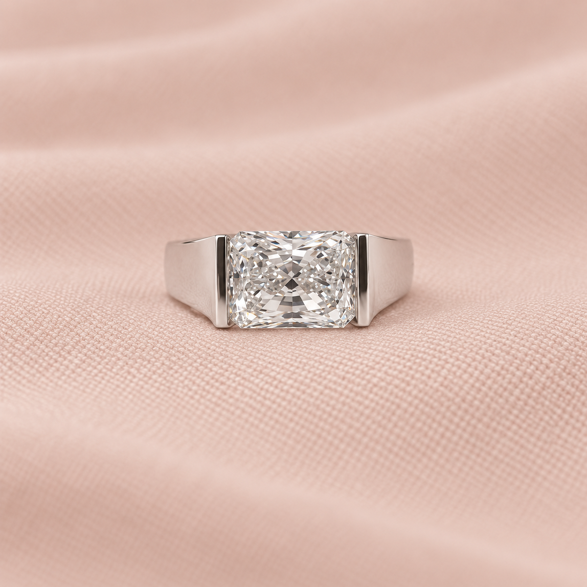 Zaina Saga lab grown diamond ring in 14k Rose Gold, detail view 6