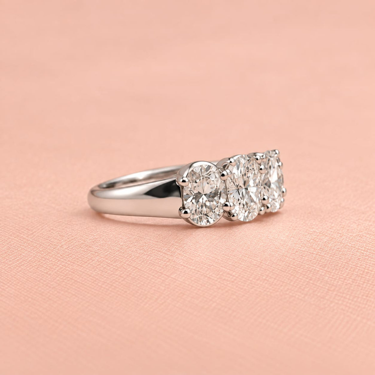 Zaina Lumière lab grown diamond ring in 14k Rose Gold, detail view 5