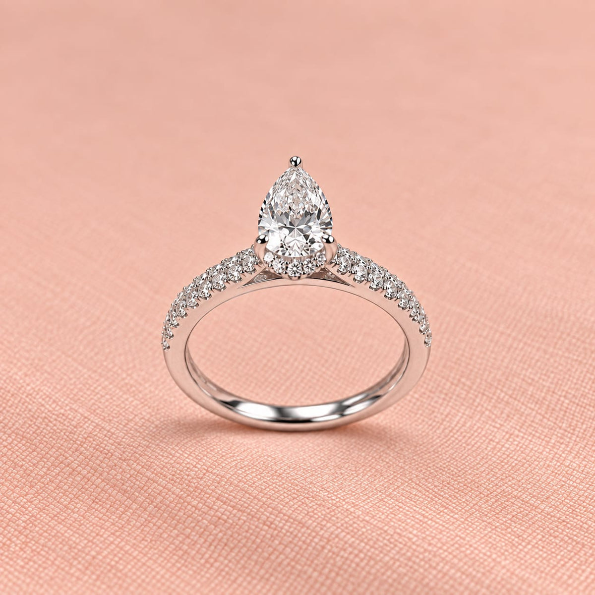 Zaina Aria lab grown diamond ring in 14k Rose Gold, detail view 4