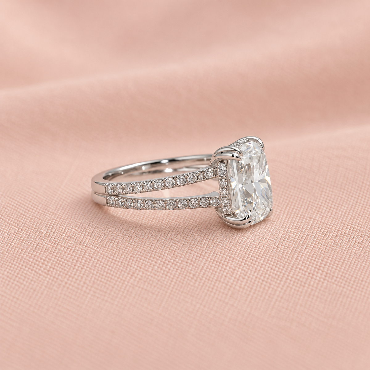 Zaina Vera lab grown diamond ring in 14k Rose Gold, detail view 5