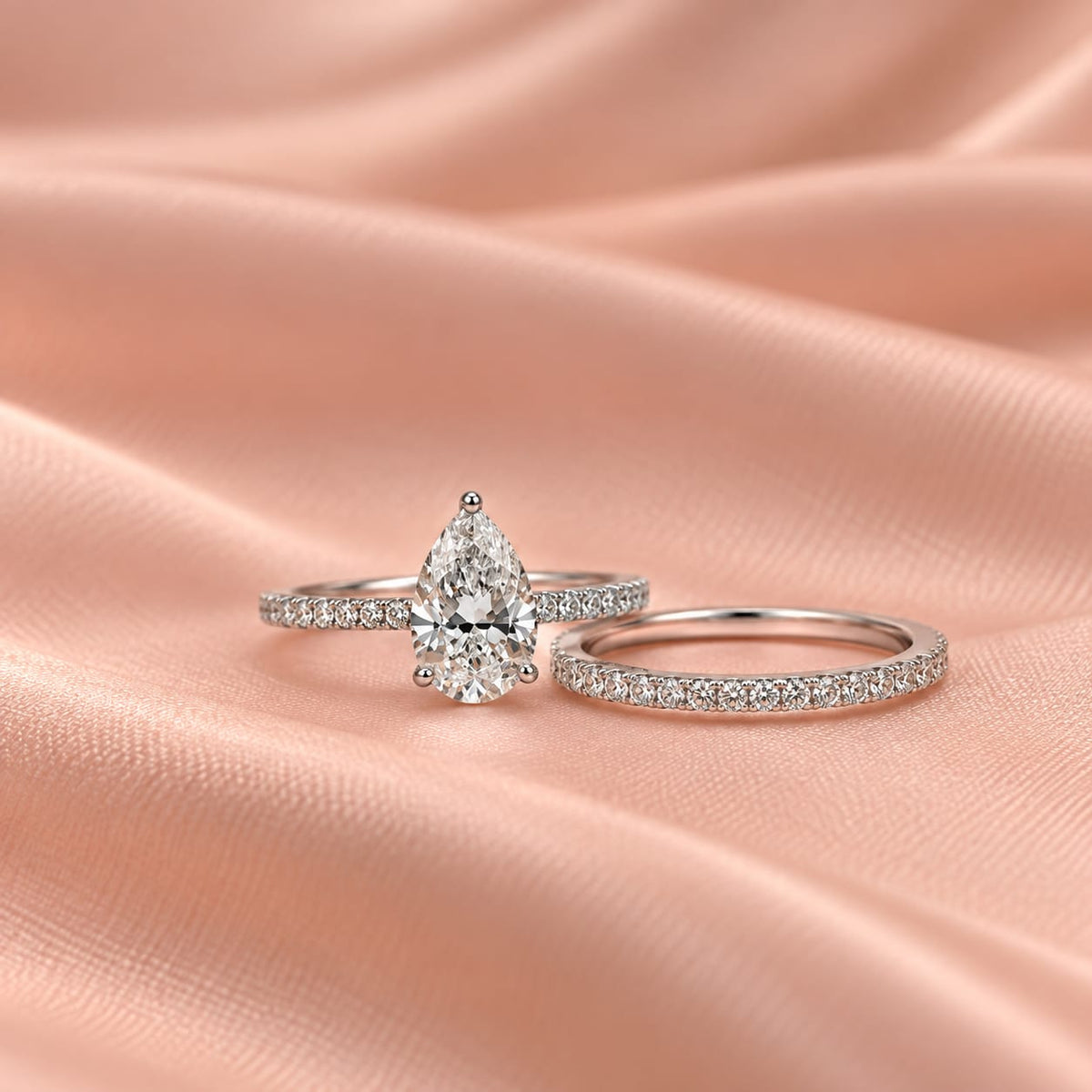 Zaina Aria lab grown diamond ring in 14k Rose Gold, detail view 5