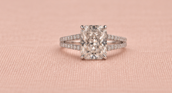 Zaina Vera lab grown diamond ring in 14k Rose Gold, detail view 6
