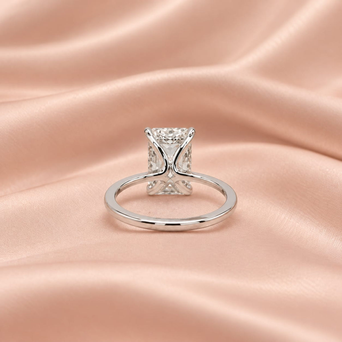 Zaina Nova emerald lab grown diamond ring design, detail view 8