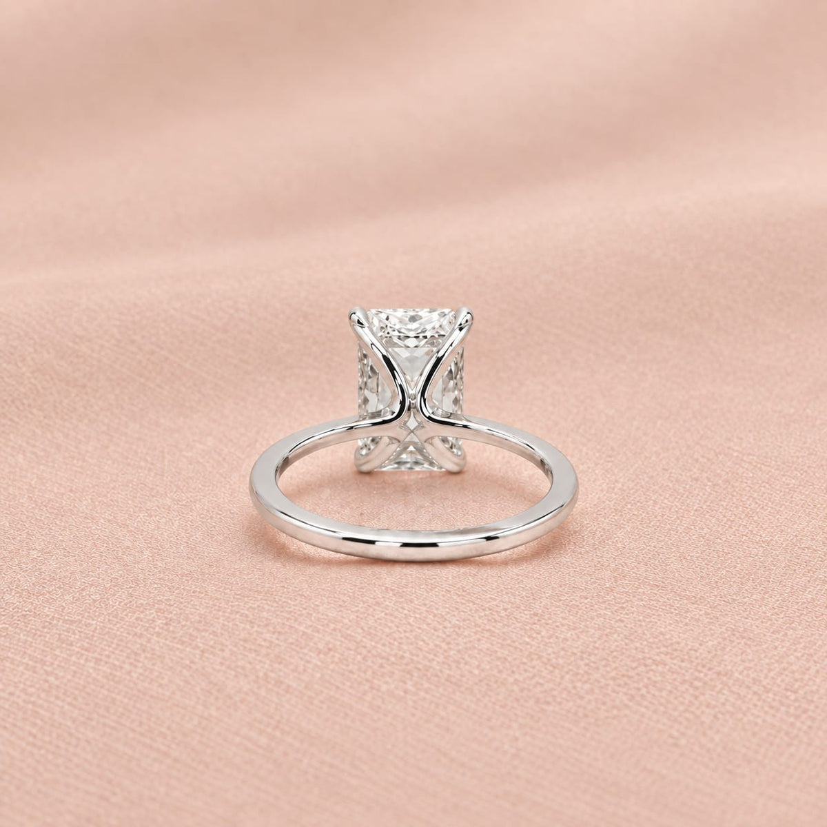 Zaina Nova emerald lab grown diamond ring design, detail view 9