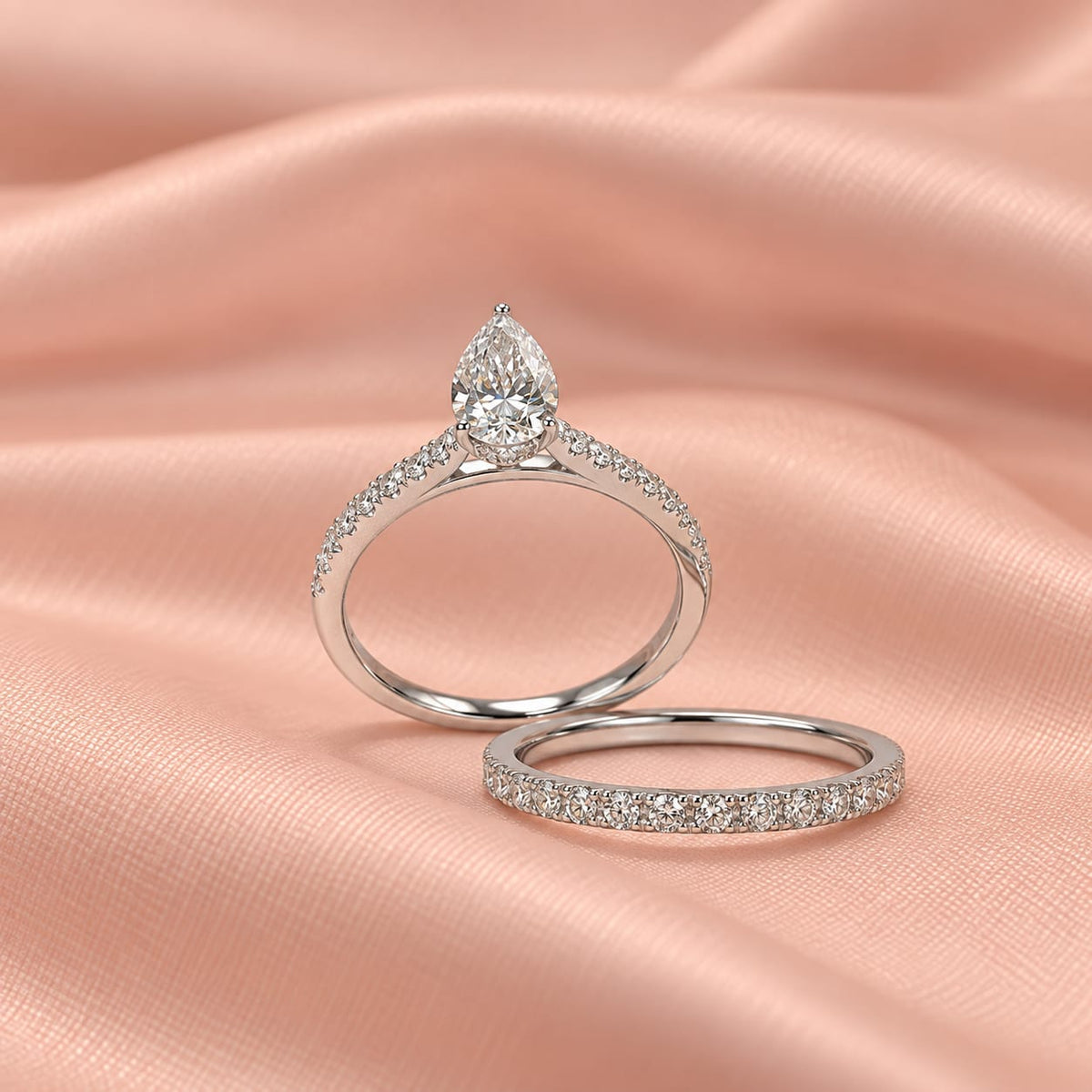 Zaina Aria pear lab grown diamond ring design, detail view 5