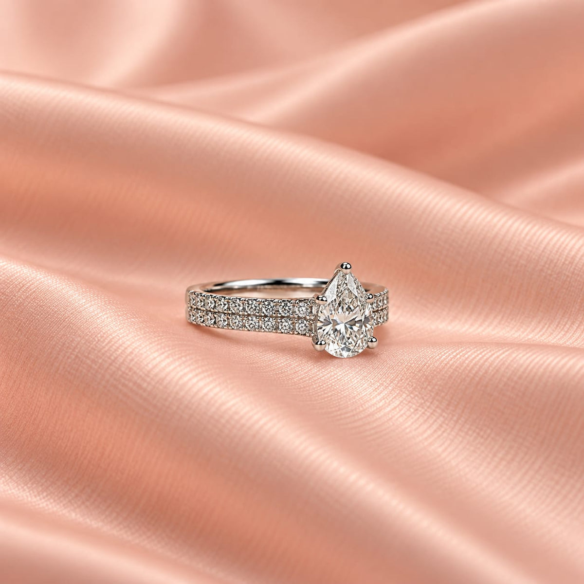 Zaina Aria lab grown diamond ring in 14k Rose Gold, detail view 11